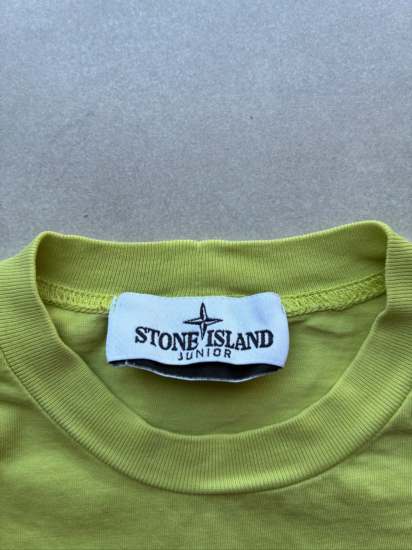 T-shirt Stone Island Junior Verde Autêntico Logo Bordado Tamanho 3 Anos (98 cm) – Muito Bom Estado – photo 3
